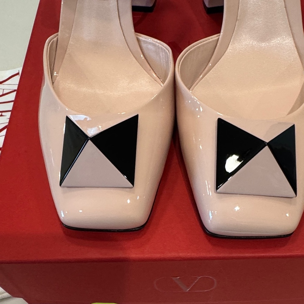 VALENTINO GARAVANI One Stud Blush Patent Slingback Block Heels EUR 41.5 US 11.5